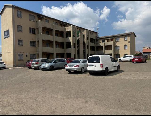 2 BEDROOM PROPERTY TO RENT IN FLEURHOF